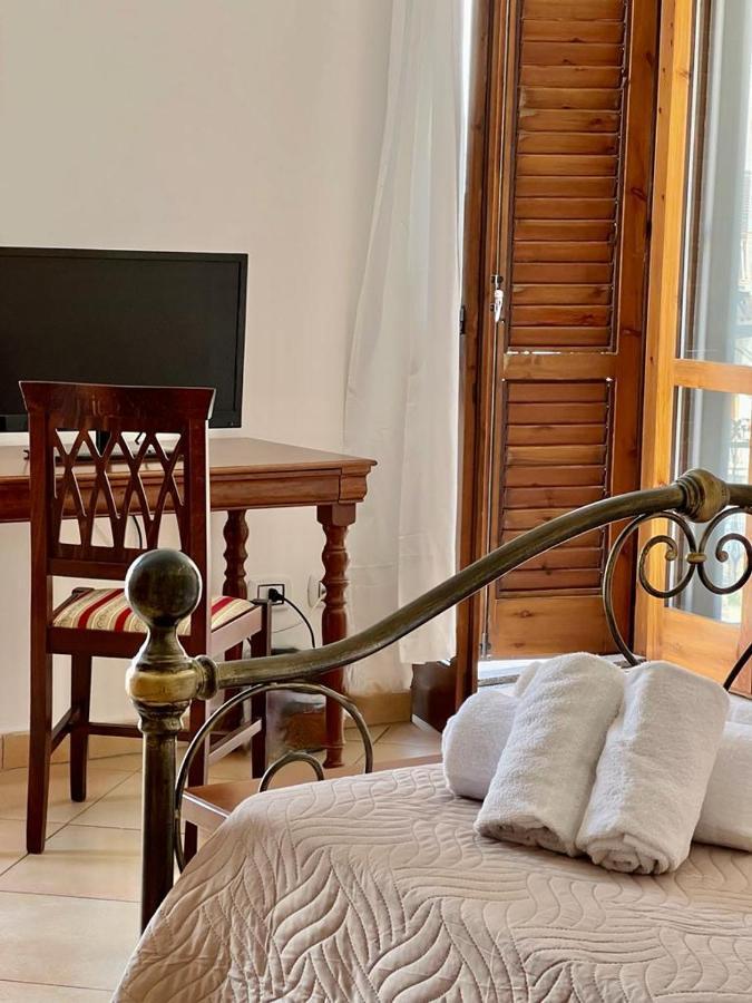 Citta Dei Templi Guesthouse อากริเจนโต ภายนอก รูปภาพ